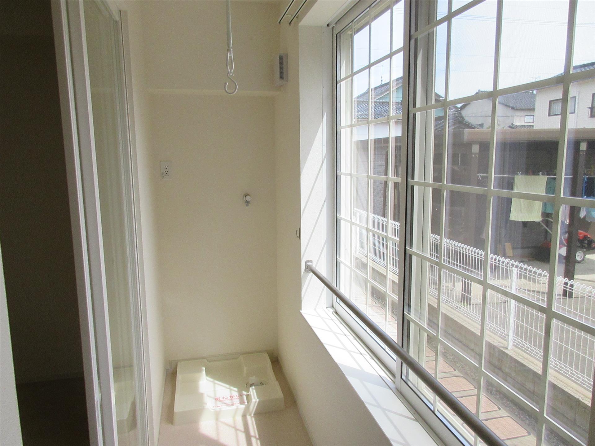 バルコニー　別部屋写真