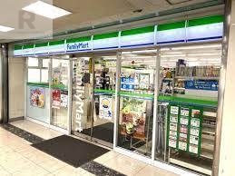 コンビニ　ファミリーマート エル守口店（コンビニ）まで595m