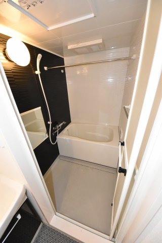 バス・シャワールーム　現状有姿