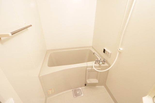 バス・シャワールーム　２０６・バス