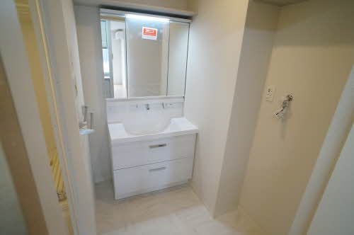 洗面設備　脱衣所、洗濯機置き場