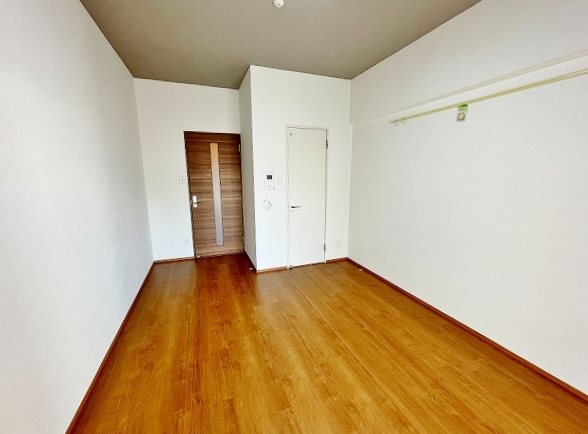 その他部屋・スペース　★洋室8.2帖★