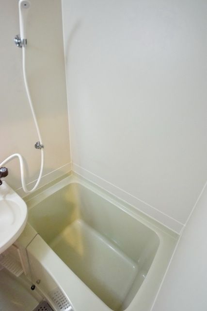 バス・シャワールーム　★清潔感のありあますお風呂場です★