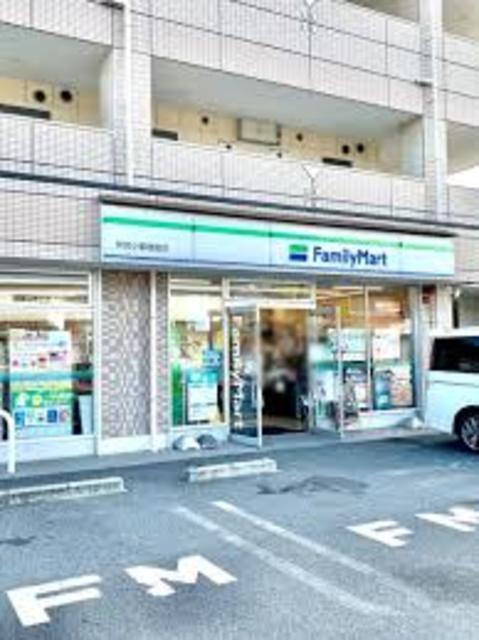 コンビニ　ファミリーマート伏見小栗栖南店（コンビニ）まで612m