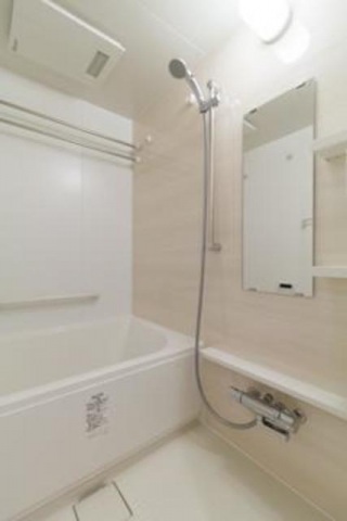 バス・シャワールーム　別部屋参考画像