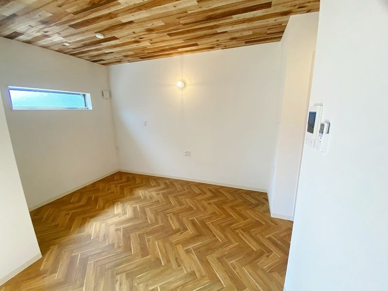 その他部屋・スペース　★洋室10帖★