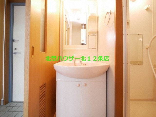 洗面設備　シャンプードレッサー