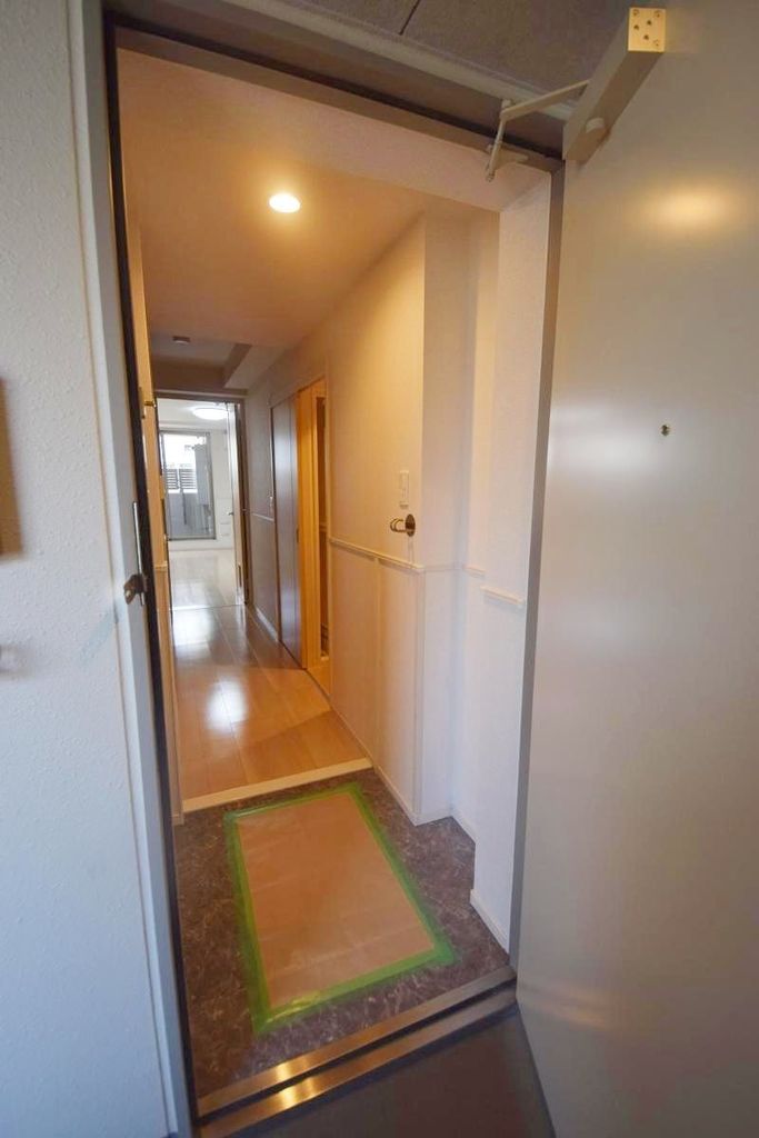 玄関　★お部屋探しは株式会社タウンハウジング東京まで★