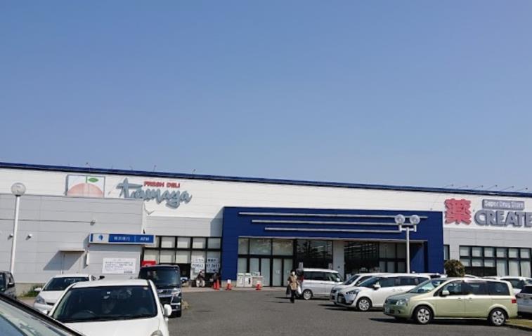 スーパー　（株）たまや／大磯店（スーパー）まで637m