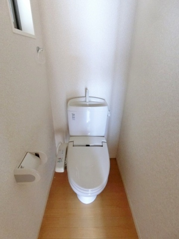 トイレ　図面と現状に相違がある場合には現状を優先