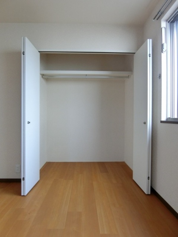 収納　図面と現状に相違がある場合には現状を優先