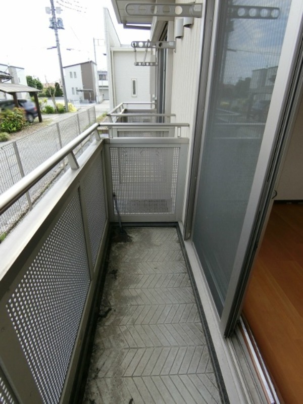 バルコニー　図面と現状に相違がある場合には現状を優先