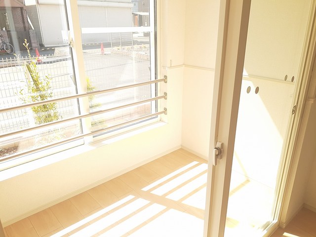 バルコニー　南向きです。　サンルーム
