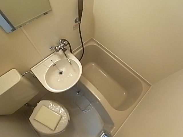 バス・シャワールーム　バスルーム