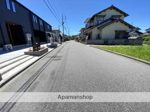 その他　前面道路（その他）まで0m