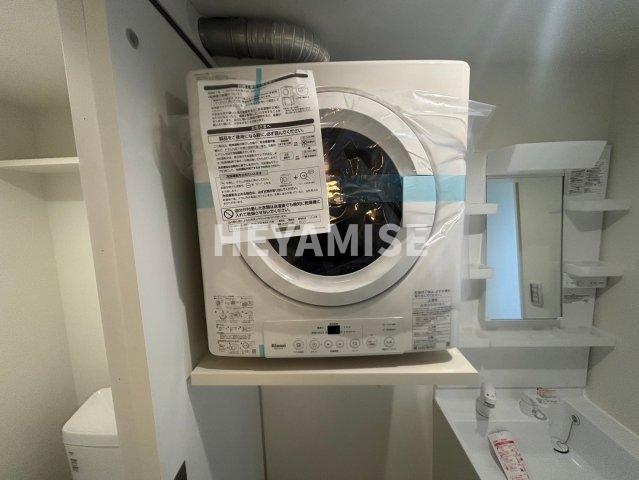 バルコニー　※室内画像は別号室のもの