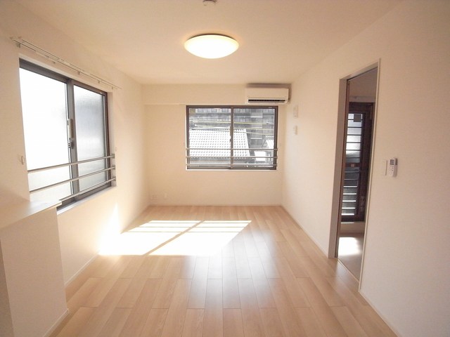 居室・リビング　同仕様写真