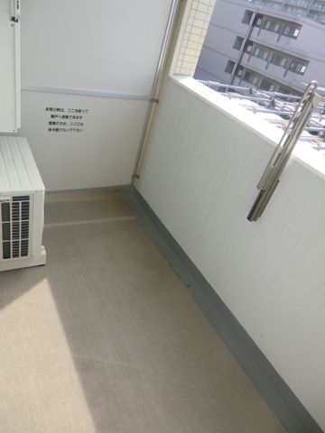 バルコニー　バルコニー