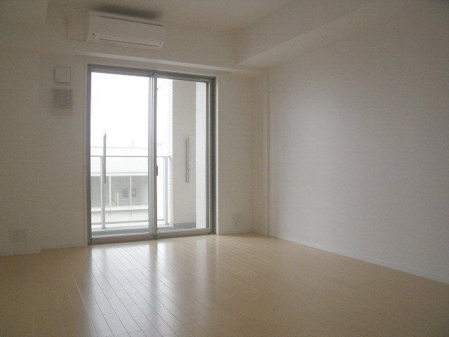 居室・リビング　フローリング