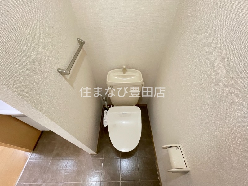 トイレ　別部屋写真