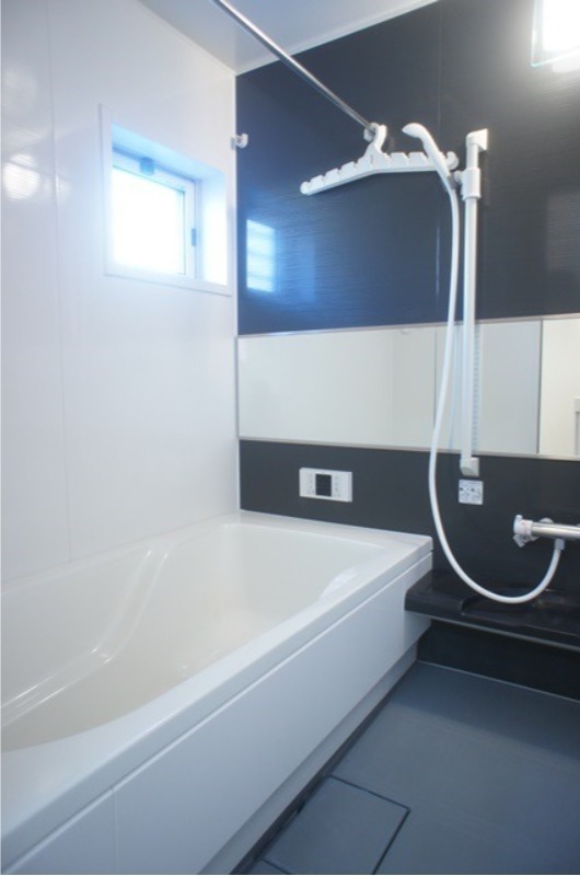 バス・シャワールーム　図面と現状に相違がある場合には現状を優先