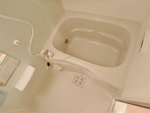 バス・シャワールーム　追炊き、浴室乾燥機付きです