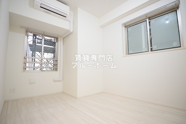 その他　6.0帖のゆとりのある洋室！