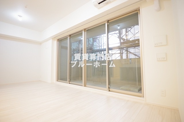 居室・リビング　13.6帖の広々としたリビング！