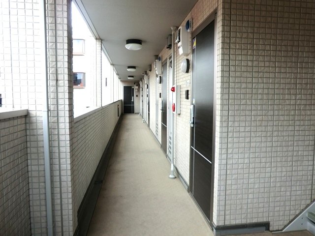 ロビー　★共用通路の画像です★