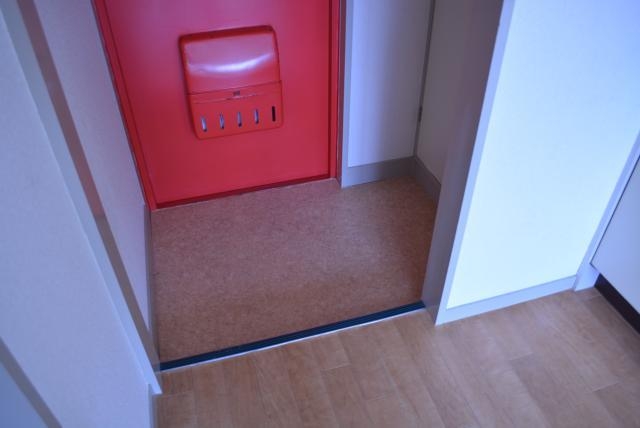 玄関　シューズボックス付の玄関です。