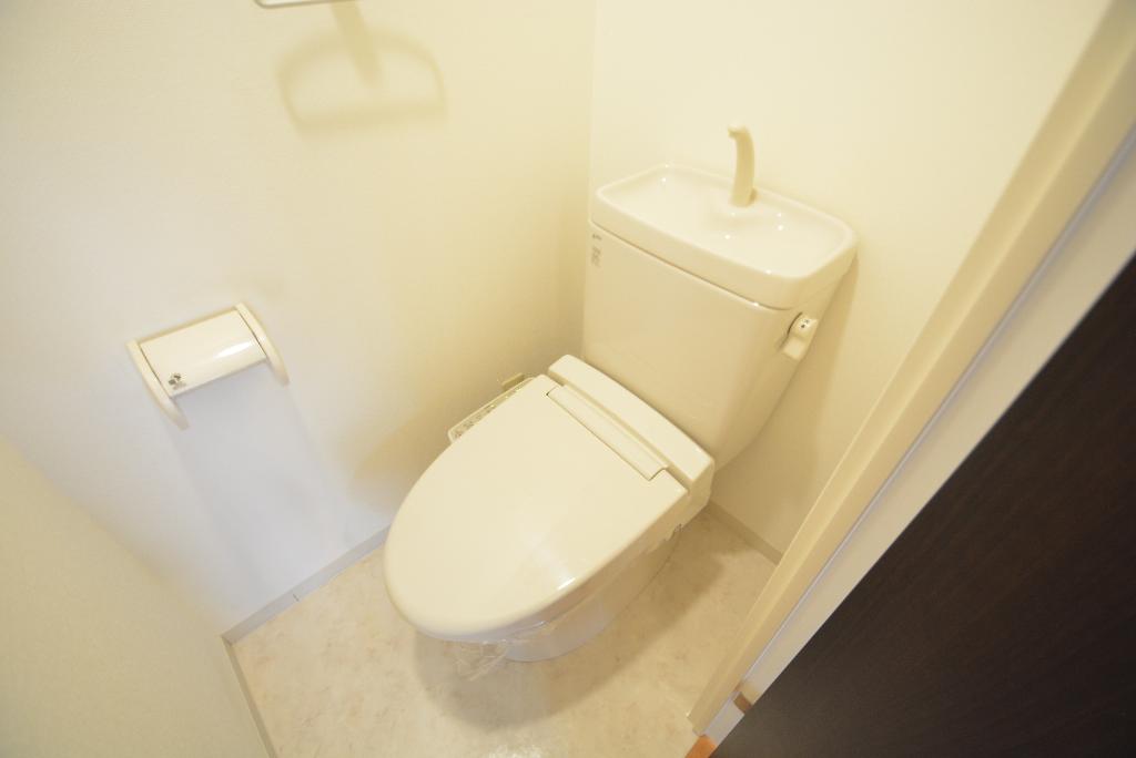 トイレ　シャワー付トイレ