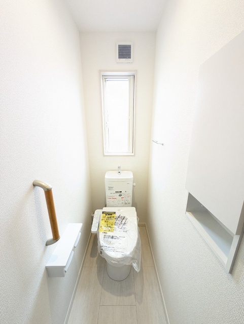 トイレ　２階トイレ