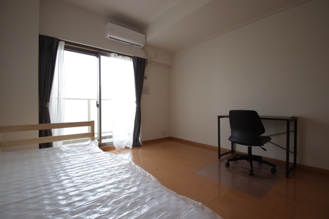 居室・リビング　※別室の参考写真の為、現況優先です。