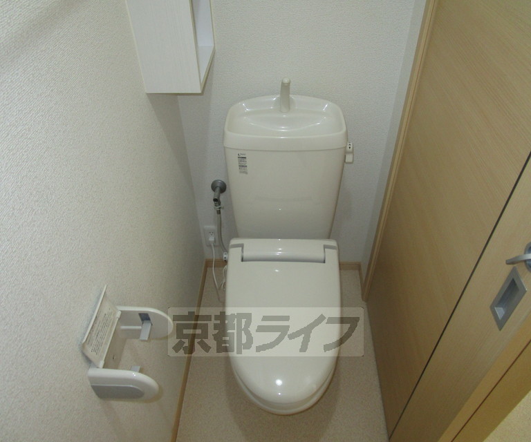 トイレ　清潔感のあるトイレになります。