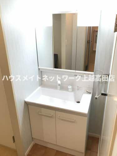 洗面設備　洗髪洗面化粧台