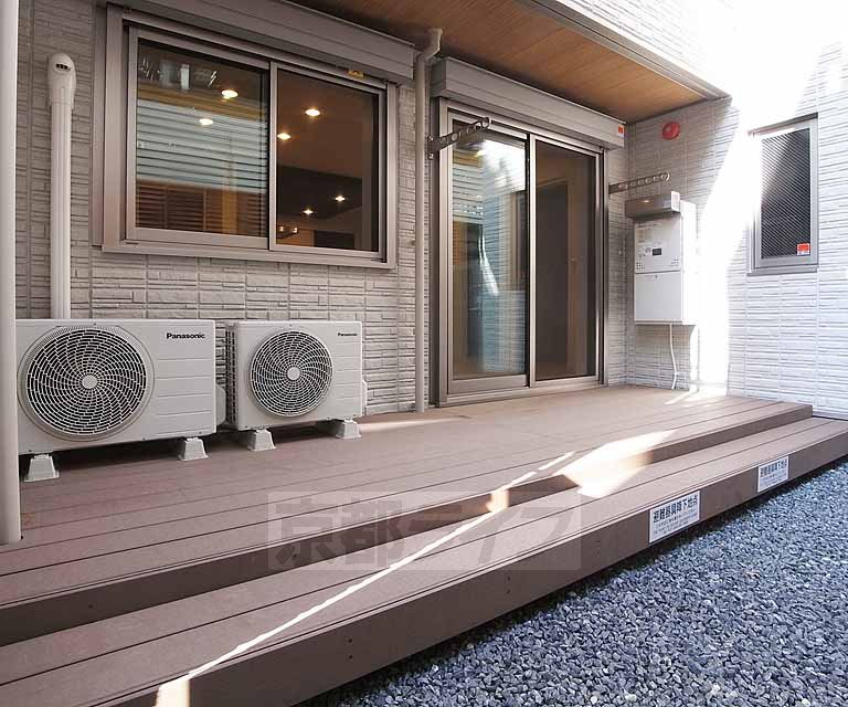 バルコニー　広いテラスになってます。