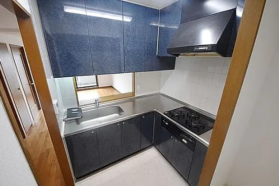 キッチン　写真は同タイプ住居です