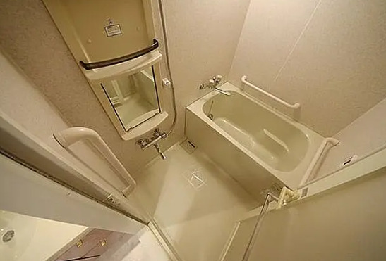 バス・シャワールーム　写真は同タイプ住居です