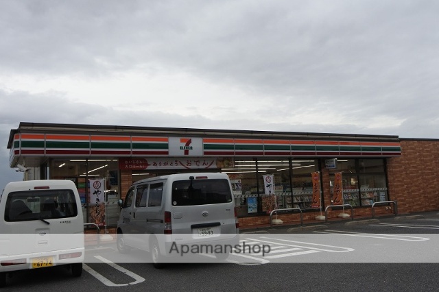 コンビニ　セブンイレブン（コンビニ）まで1000m