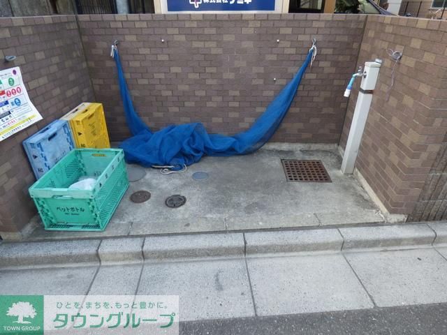 その他　敷地内ゴミ置場