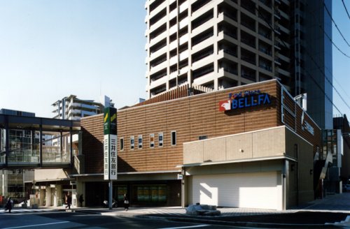 銀行　三井住友銀行灘支店（銀行）まで377m