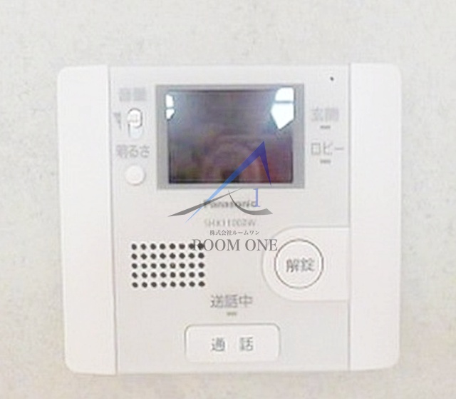 セキュリティ　モニター付きインターホンです。