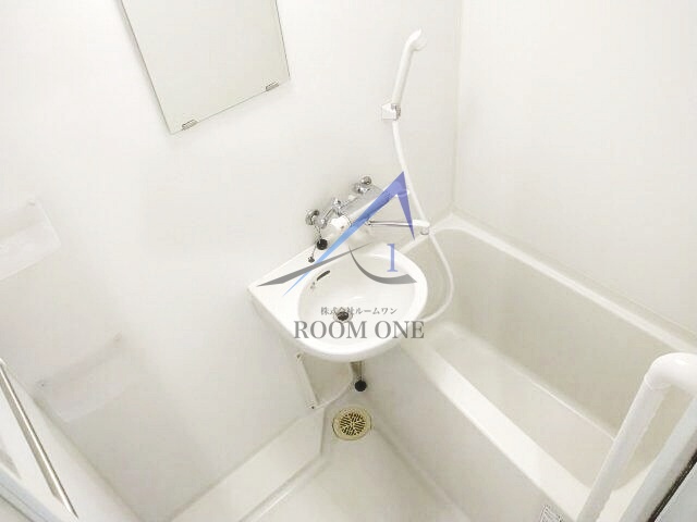 バス・シャワールーム　お風呂です。