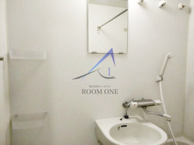 洗面設備　洗面台です。