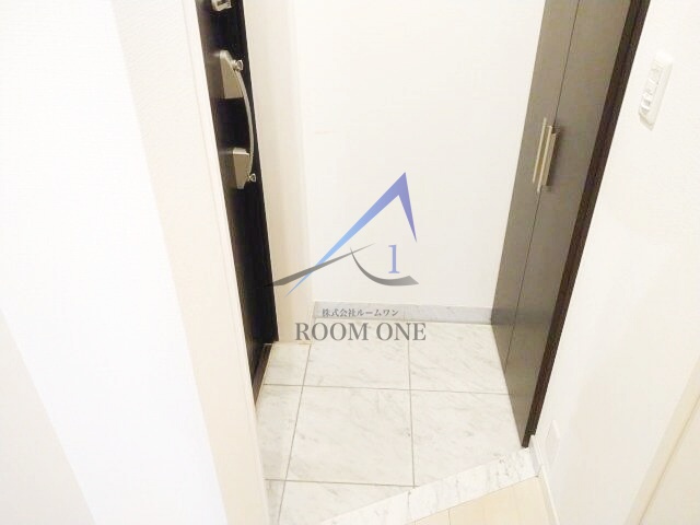 玄関　玄関です。