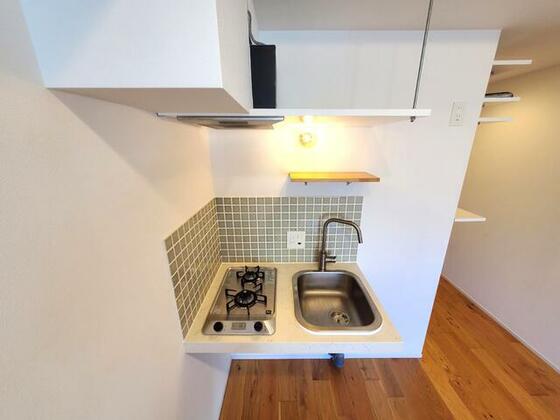 キッチン　※別部屋の参考写真となります。