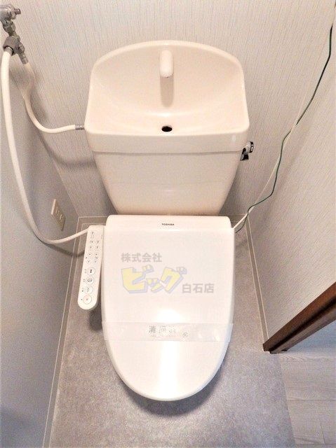 トイレ　ウォシュレット完備しています♪