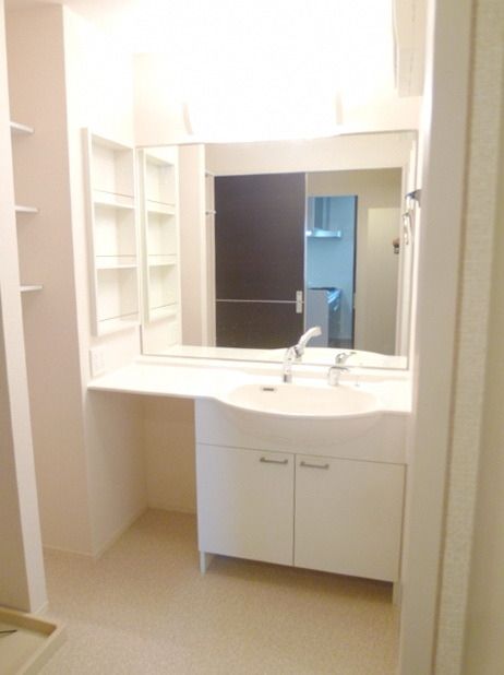 洗面設備　※別号室参考写真です