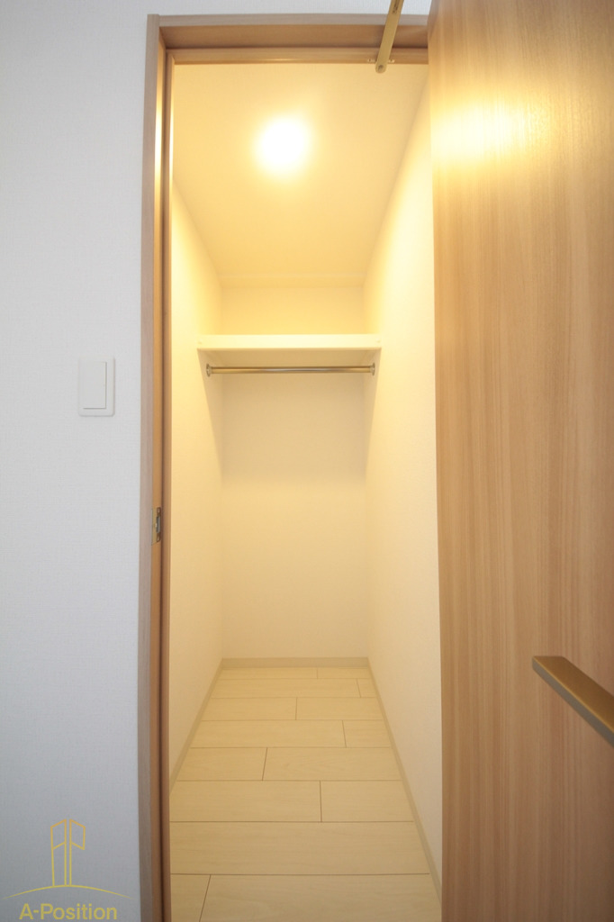 収納　エスリード中之島south