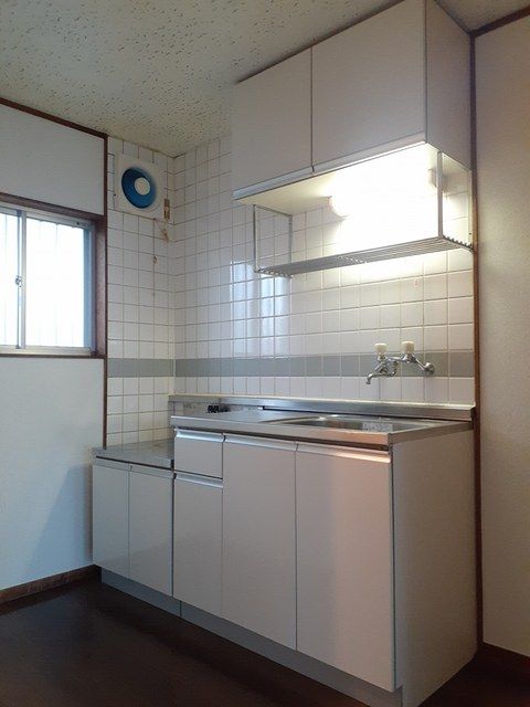 キッチン　同物件の別部屋になります。